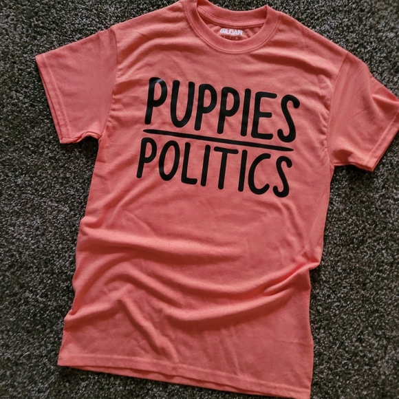 Puppies Lover Tshirt - Small Unisex - Picture 1 of 4